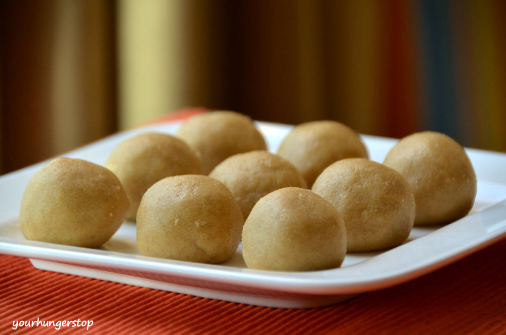 Atta Ladoo Recipe