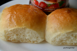 Pav (Dinner Rolls)