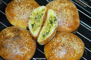 Chicken and Spinach Stuffed Buns